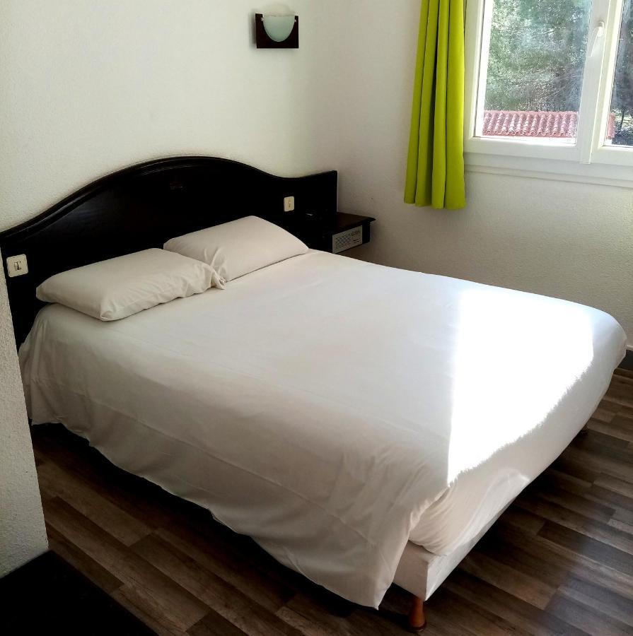 Le Neoulous Otel Le Boulou Dış mekan fotoğraf