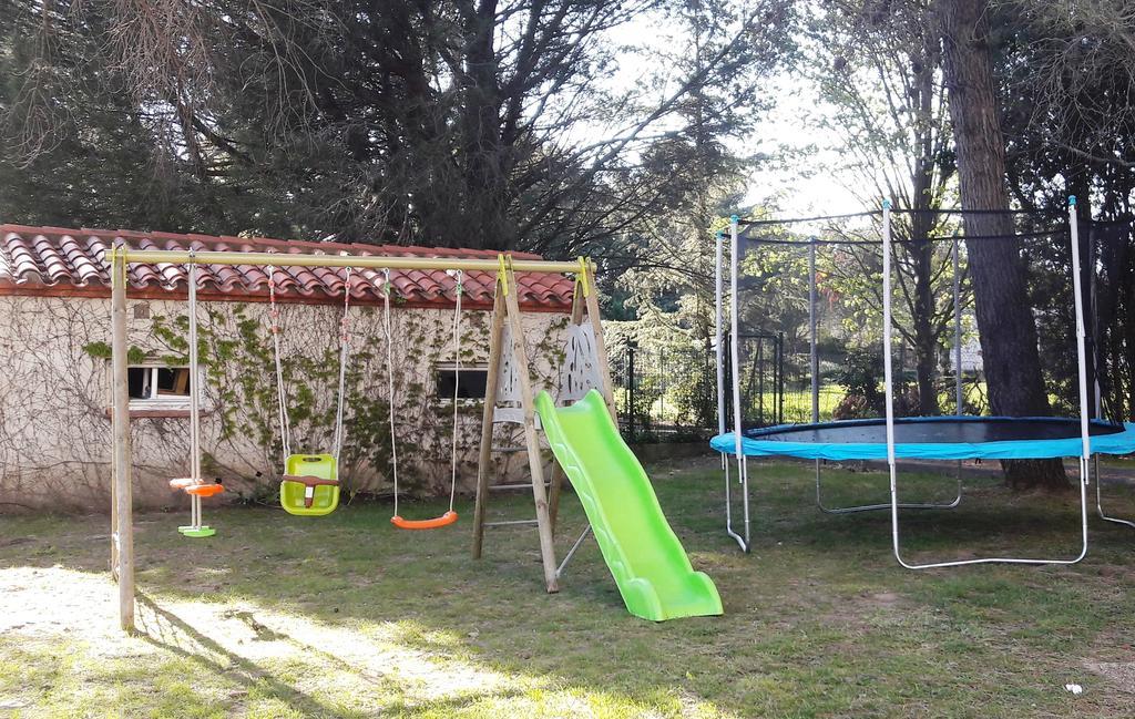 Le Neoulous Otel Le Boulou Dış mekan fotoğraf