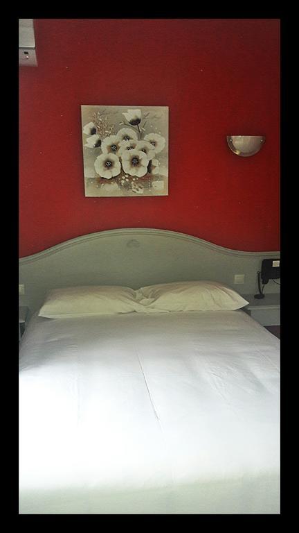 Le Neoulous Otel Le Boulou Dış mekan fotoğraf