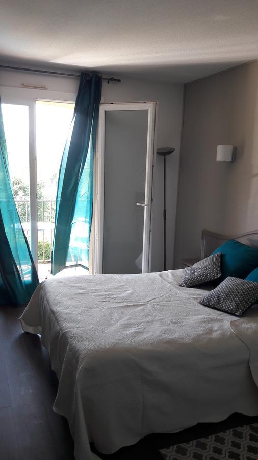 Le Neoulous Otel Le Boulou Dış mekan fotoğraf