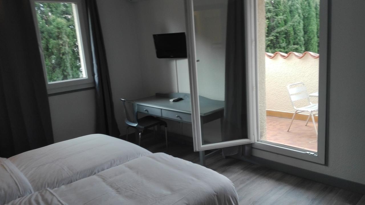 Le Neoulous Otel Le Boulou Dış mekan fotoğraf