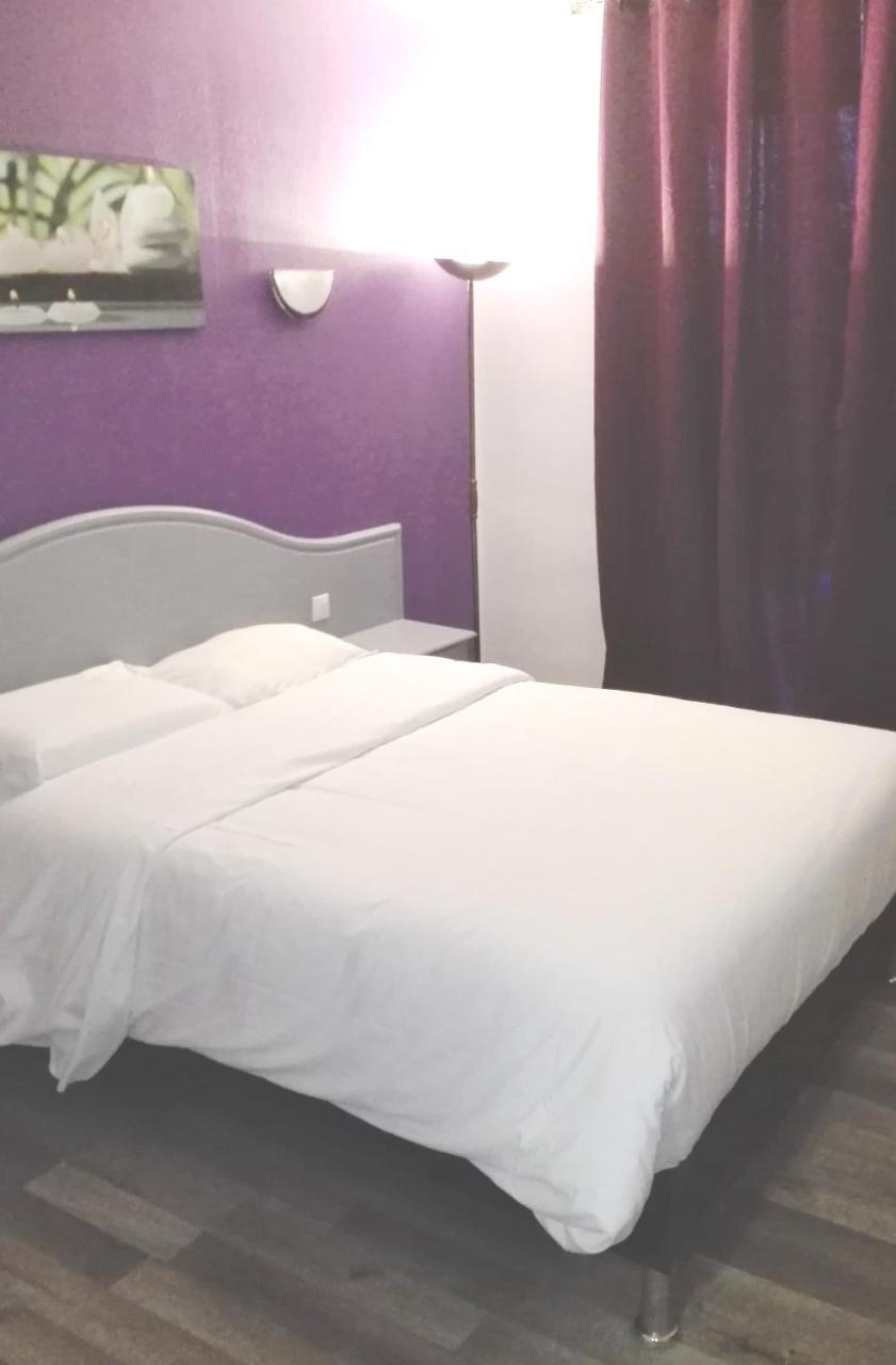 Le Neoulous Otel Le Boulou Dış mekan fotoğraf