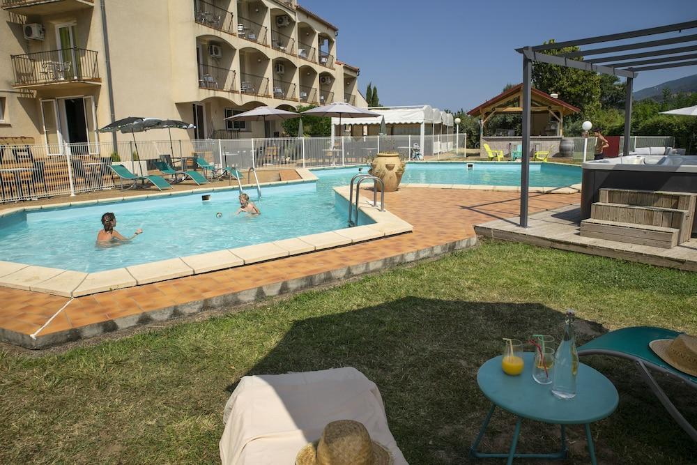 Le Neoulous Otel Le Boulou Dış mekan fotoğraf